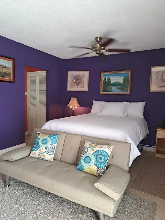 Kozy Kingston Condo At Merrivale Apartments